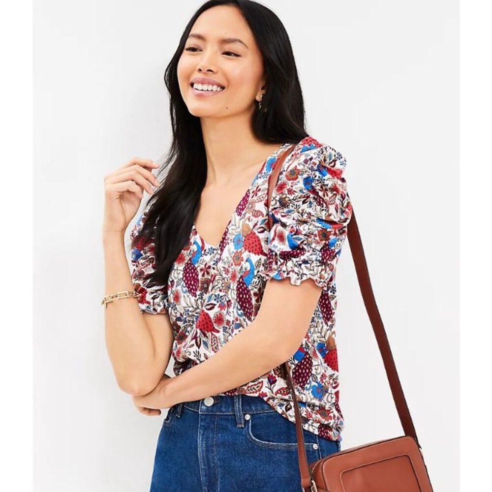 Loft | Peacock Print Puff Sleeve Top | Small